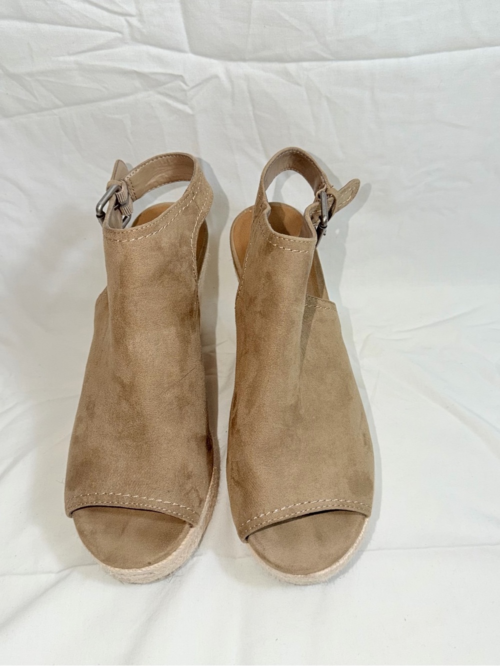 Universal Thread Beige Suede Espadrille Platform Wedge Sandals Peep Toe Size 11 - Picture 2 of 13